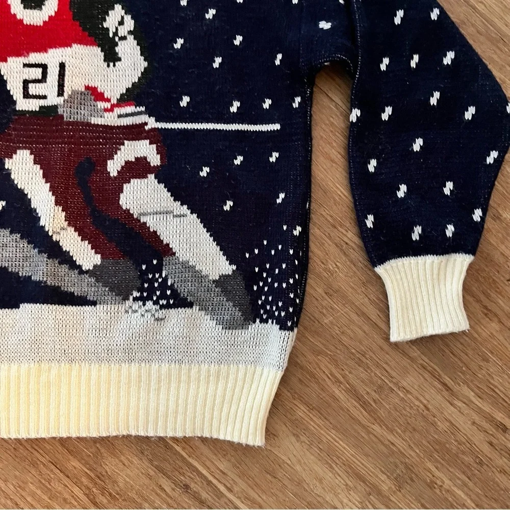 Vintage Jonathan Bryan Winter Skier Sweater, Sz S - Picture 3 of 6